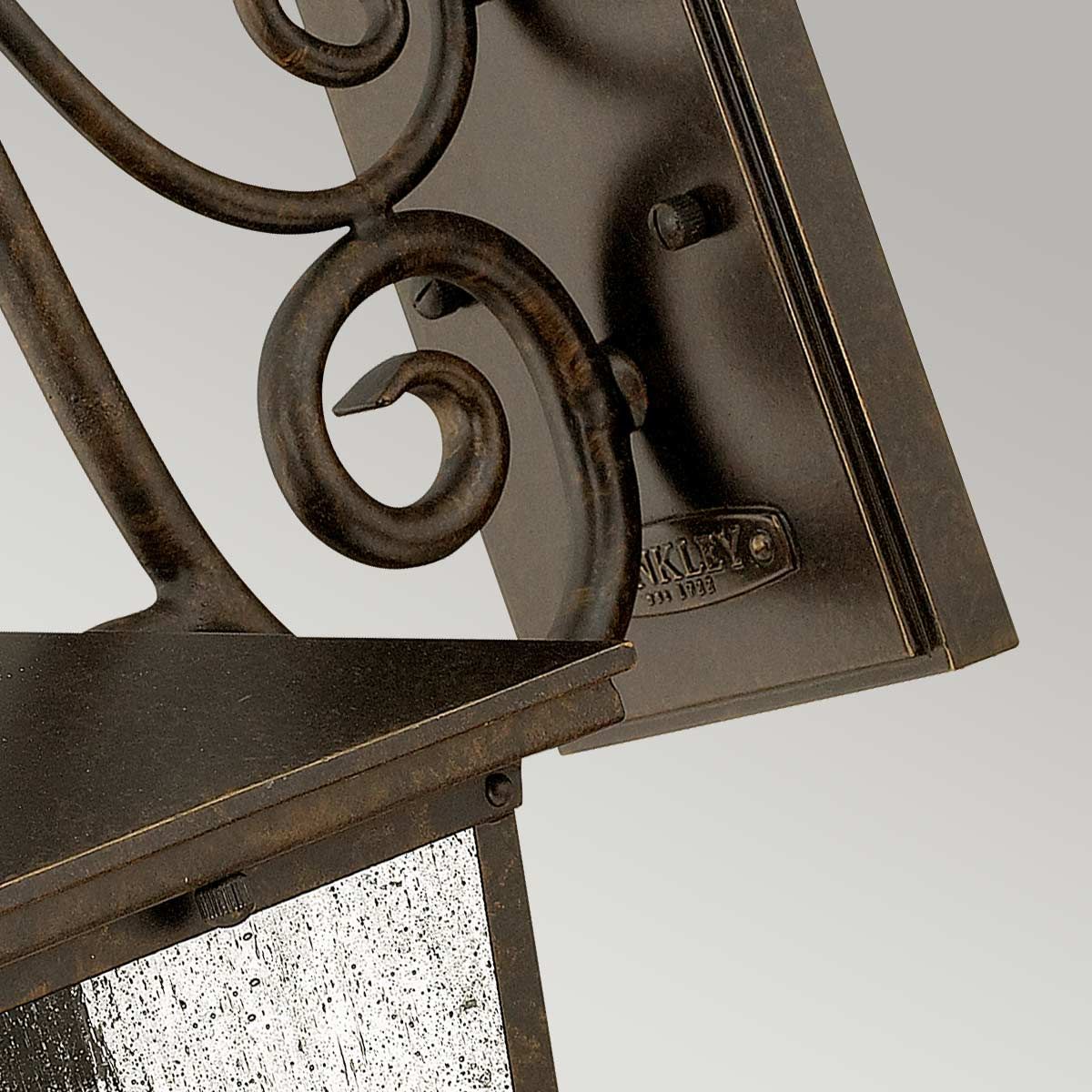 Kleine Wandlaterne „Trellis“ mit 1 Licht, Regency-Bronze